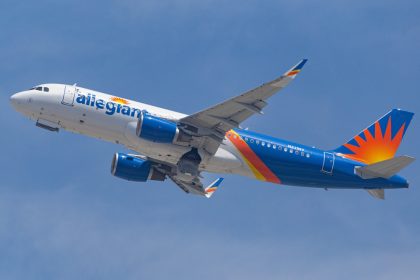 allegiant-closes-sun-country-deal
