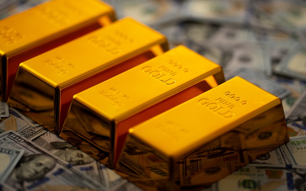 gold-rebounds-as-dollar-softens