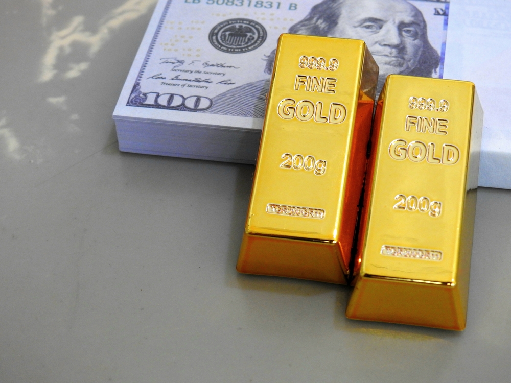 gold-slides-as-strong-jobs-data-hits-rate-cut-bets