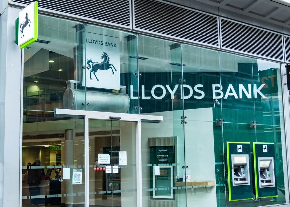 lloyds-to-close-79-more-uk-branches