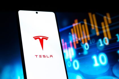 tesla-deliveries-beat-forecasts-but-shares-fall