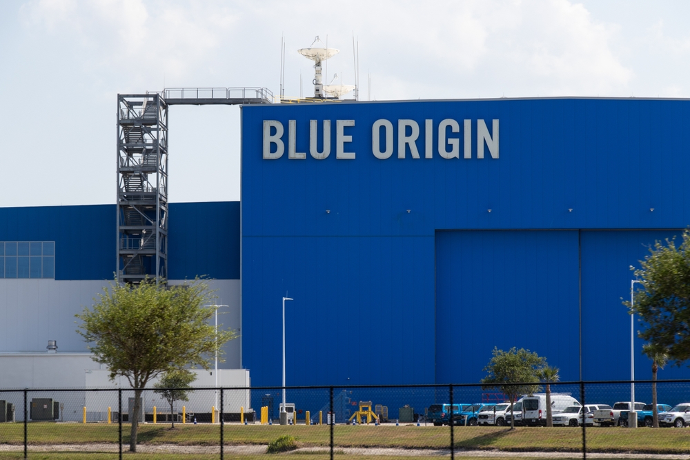 Blue-Origin-Raises-Space-Race-Stakes