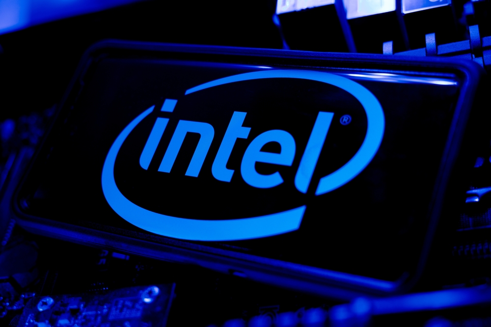 stock-movers-marinemax,-varex,-apple,-intel-and-more