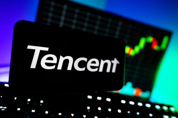 tencent-shares-fall-on-ai-investment-concerns