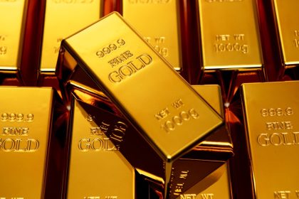 Gold rises as dollar and yields retreat