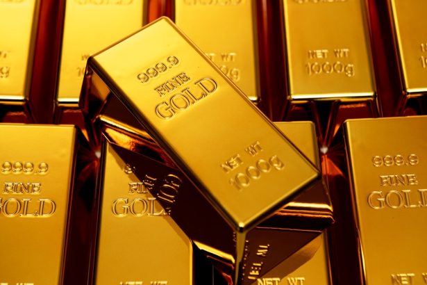 Gold rises as dollar and yields retreat